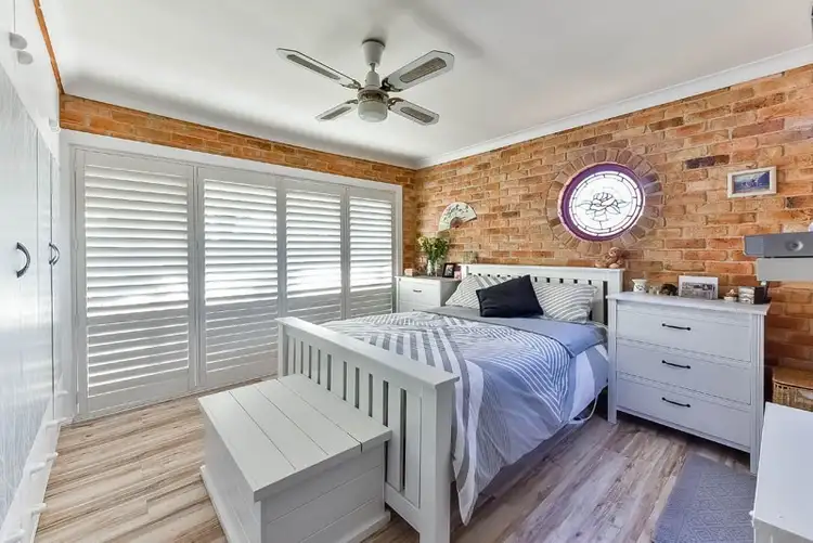 Second view of Homely house listing, 10 Yule Place, Glenfield NSW 2167