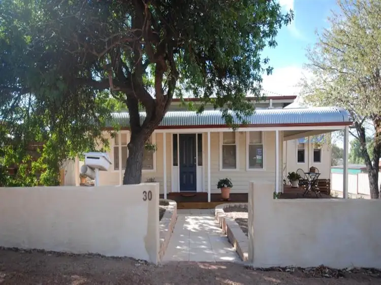 30 Williams Road, Narrogin WA 6312