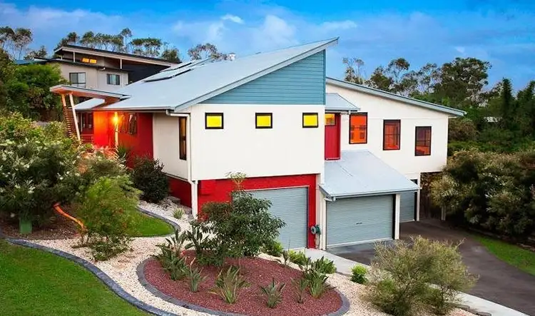 2 Kardinal Court, Eatons Hill QLD 4037
