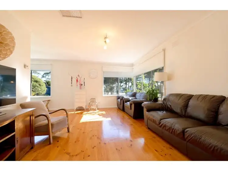 Sixth view of Homely house listing, 5 Berry Close, Mornington VIC 3931