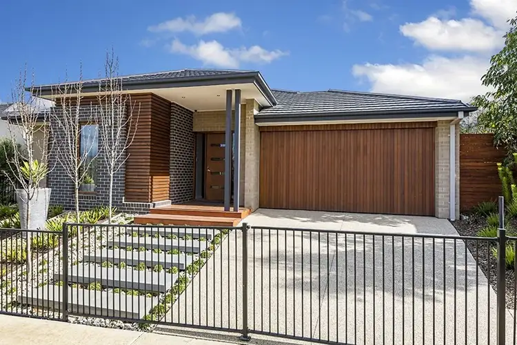 17 Galloway Drive, Mernda VIC 3754