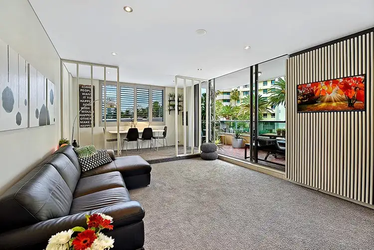 1 Aqua Street, Southport QLD 4215