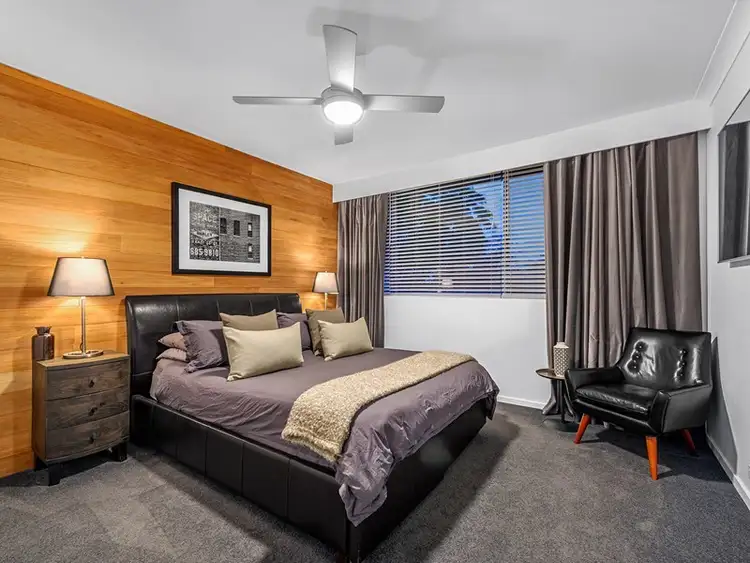 Sixth view of Homely unit listing, 2/12 Hanworth Street, East Brisbane QLD 4169