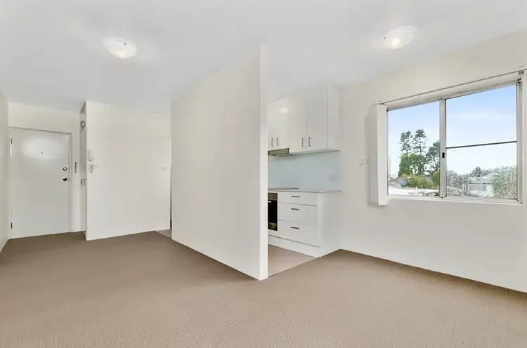 Fourth view of Homely unit listing, 4/44 Parker Road, East Corrimal NSW 2518