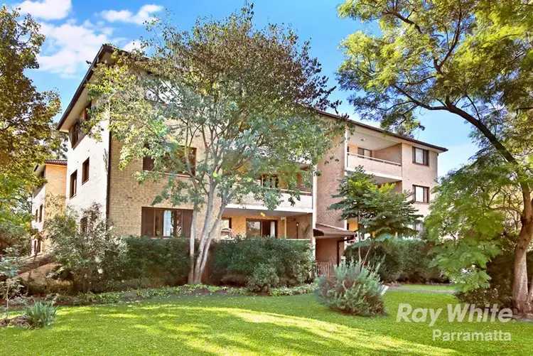 2/13-15 Helen Street, Westmead NSW 2145