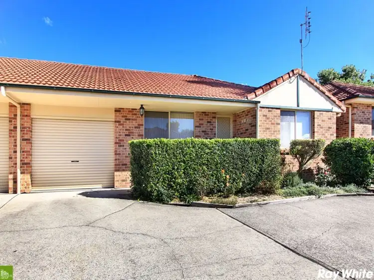 4/17 Tully Crescent, Albion Park NSW 2527