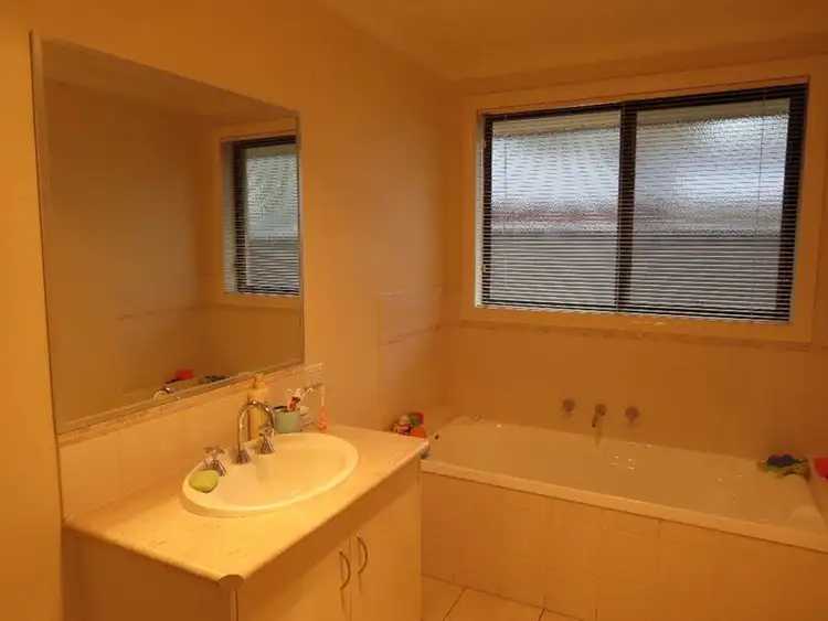 Seventh view of Homely house listing, 130 Hotham Circuit, Thurgoona NSW 2640