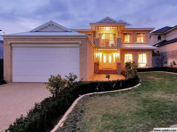 8 Marbella Drive, Hillarys WA 6025