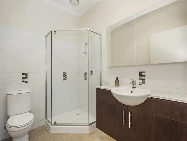 Fifth view of Homely unit listing, 4/10 Rosanna Road, Heidelberg VIC 3084