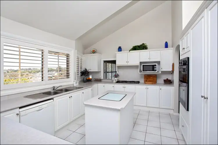 Second view of Homely house listing, 6 Tahlee Close, Castle Hill NSW 2154