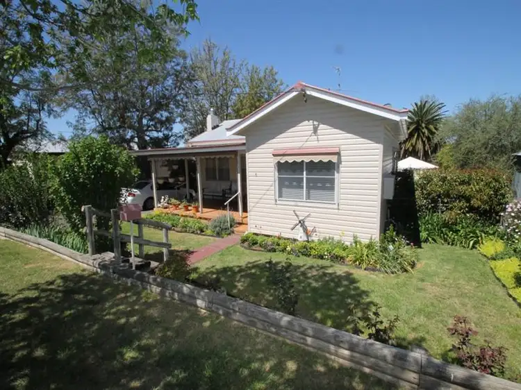 6 Phillip Street, Quirindi NSW 2343