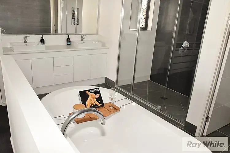 32 Copal Drive, Logan Reserve QLD 4133