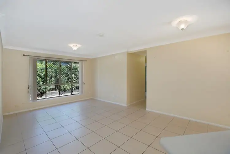 Fifth view of Homely house listing, 4 Wembley Court, Alexandra Hills QLD 4161