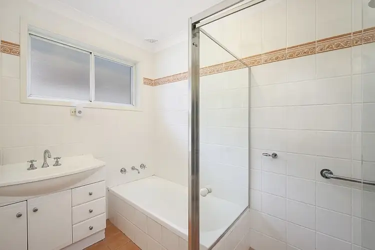 Fifth view of Homely house listing, 16 Sunshine Drive, Point Clare NSW 2250