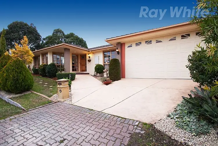 12 LATROBE Court, Croydon Hills VIC 3136