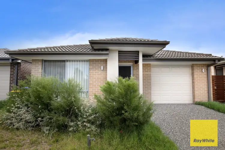 11 Westonbury Drive, Truganina VIC 3029