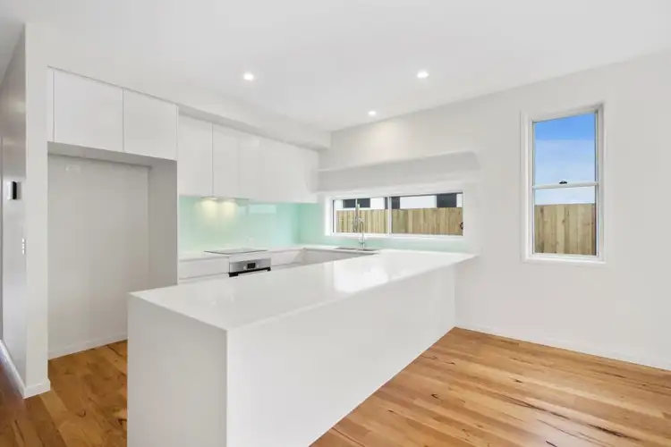 Fifth view of Homely other listing, 2/17 Nankeen Avenue, Paradise Point QLD 4216