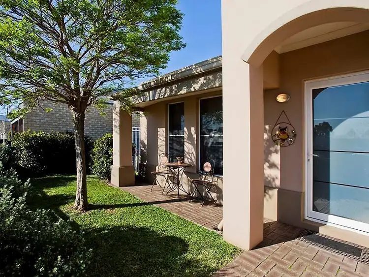 Second view of Homely house listing, 6 Linott Close, Baldivis WA 6171