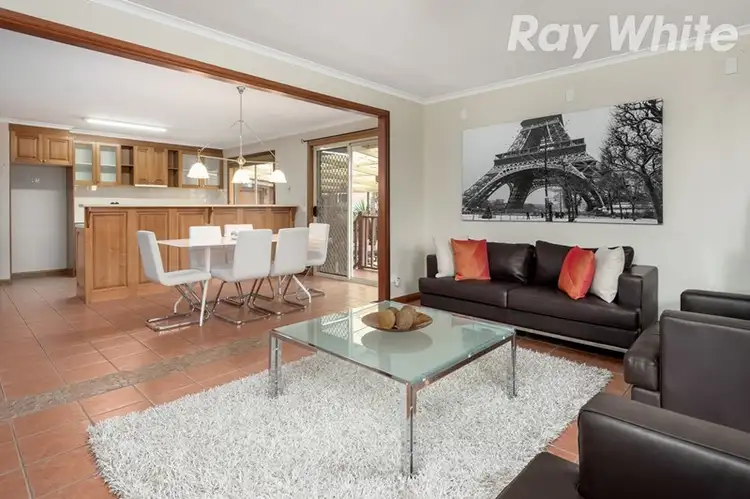 Seventh view of Homely house listing, 8 Iluka Court, Bundoora VIC 3083