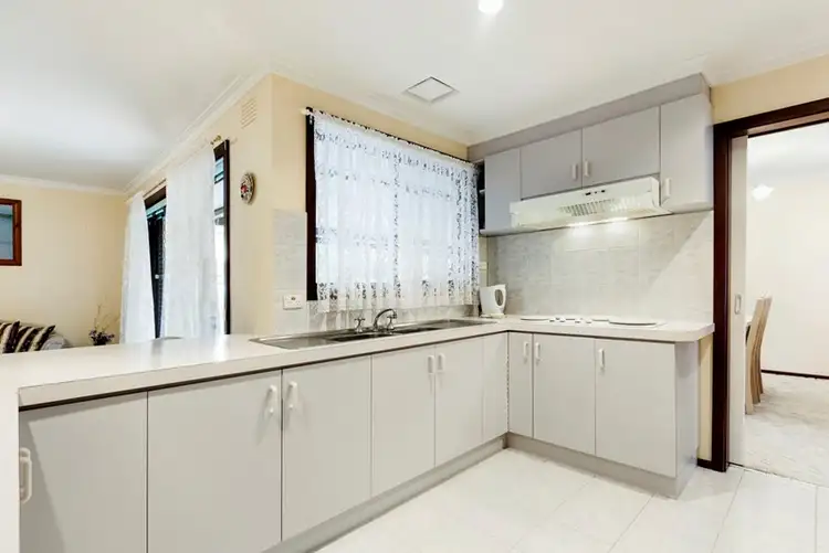 Fourth view of Homely house listing, 1 Mandorah Court, Oakleigh South VIC 3167