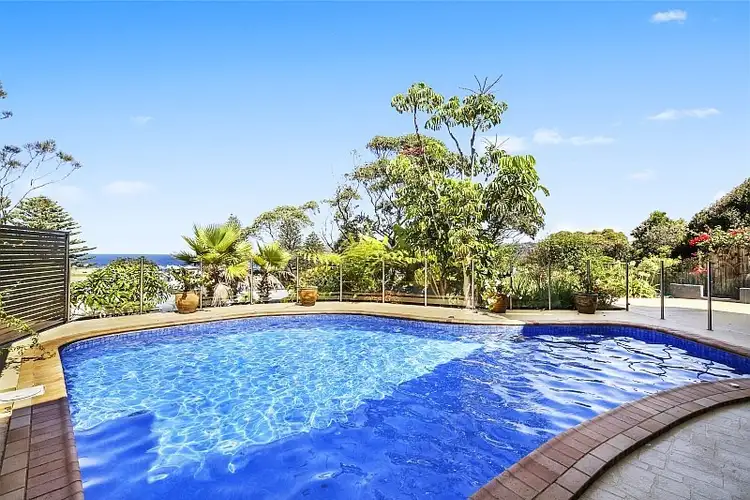 24 Tramway Road, North Avoca NSW 2260