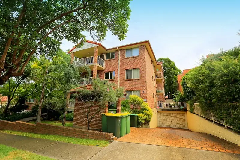 Main view of Homely unit listing, 8/68-70 Reynolds Avenue, Bankstown NSW 2200