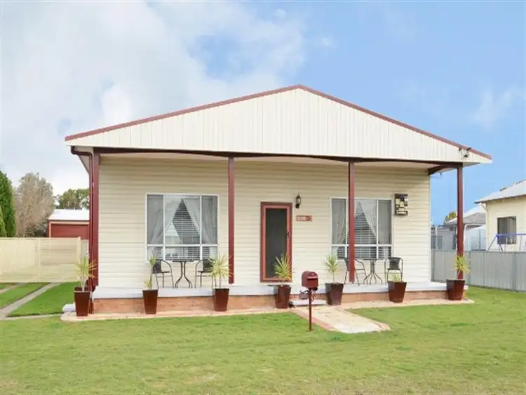 25 Jeffries Street, Cessnock NSW 2325