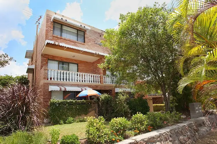 2/57 Yakola Parade, Alexandra Headland QLD 4572