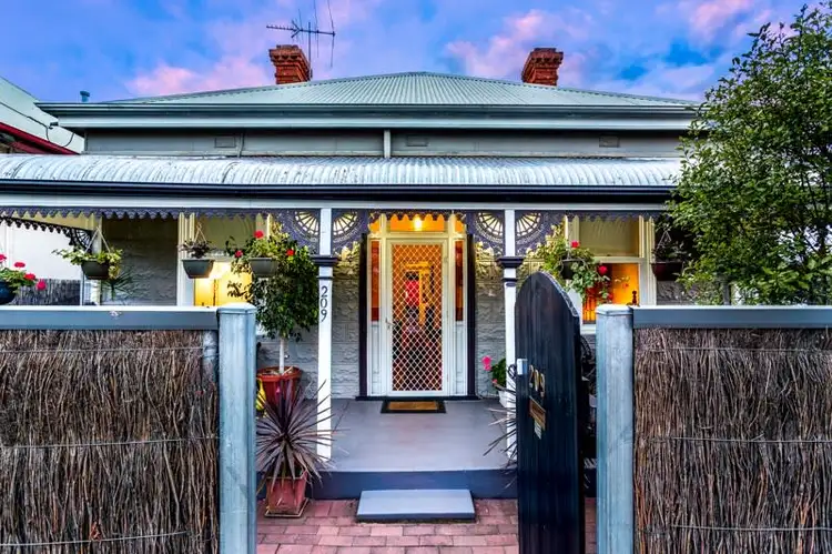209 Port Road, Queenstown SA 5014