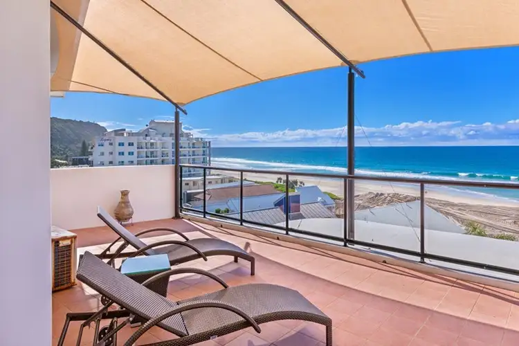 5/3 Twenty Seventh Avenue, Palm Beach QLD 4221