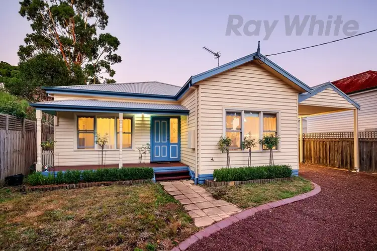 313 Clayton Street, Canadian VIC 3350