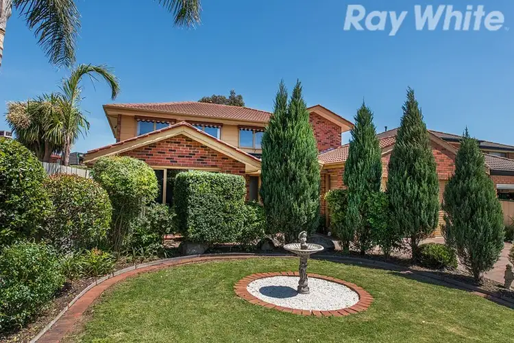 4 Lubbrook Close, Ferntree Gully VIC 3156
