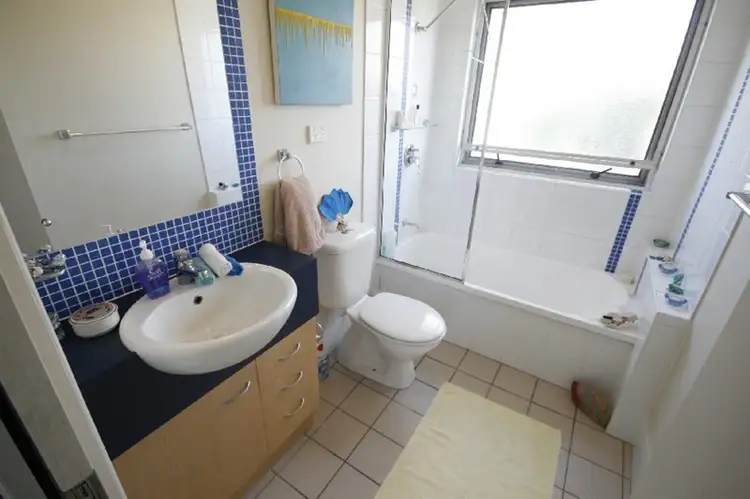 Seventh view of Homely apartment listing, 16/19 Thorn Street, Kangaroo Point QLD 4169
