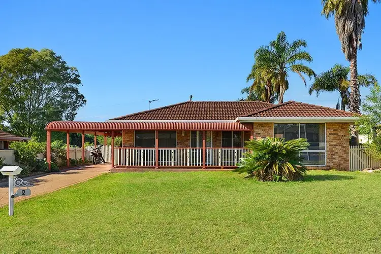 2 Hakea Place, Albion Park Rail NSW 2527