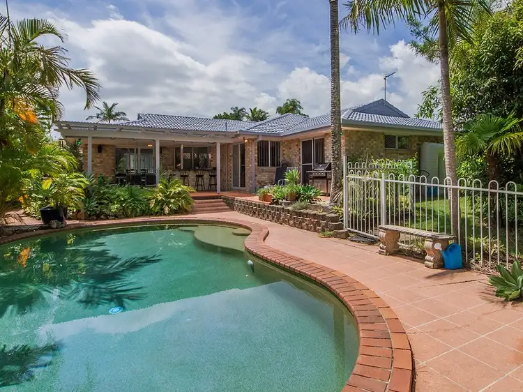 4 Tarbert Close, Merrimac QLD 4226