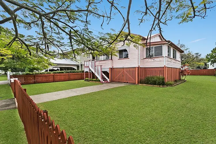 100 Nelson Street, Corinda QLD 4075