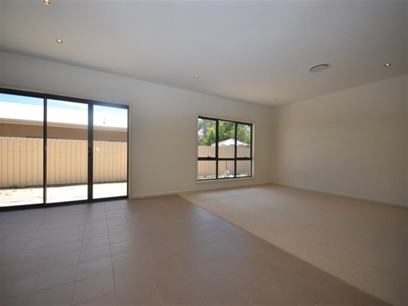 Third view of Homely house listing, Unit 7, 6 William Street, Clare SA 5453