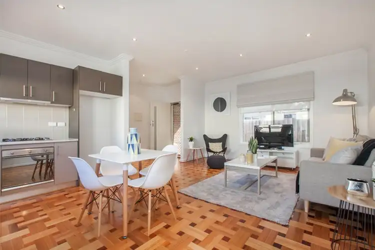 Second view of Homely unit listing, 2/152 St Vigeons Road, Reservoir VIC 3073