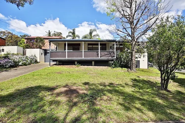 2 Burton Street, Nowra NSW 2541
