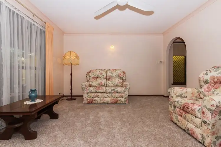 Sixth view of Homely house listing, 4/26 Charlbury Way, Eden Hill WA 6054