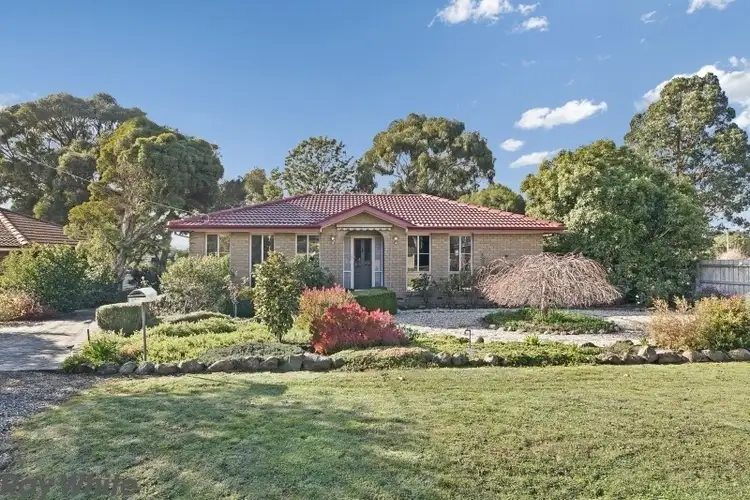 14 William Street, Romsey VIC 3434