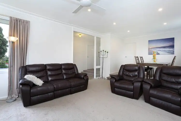 Fifth view of Homely house listing, 32 Tandarra Crescent, Lalor VIC 3075