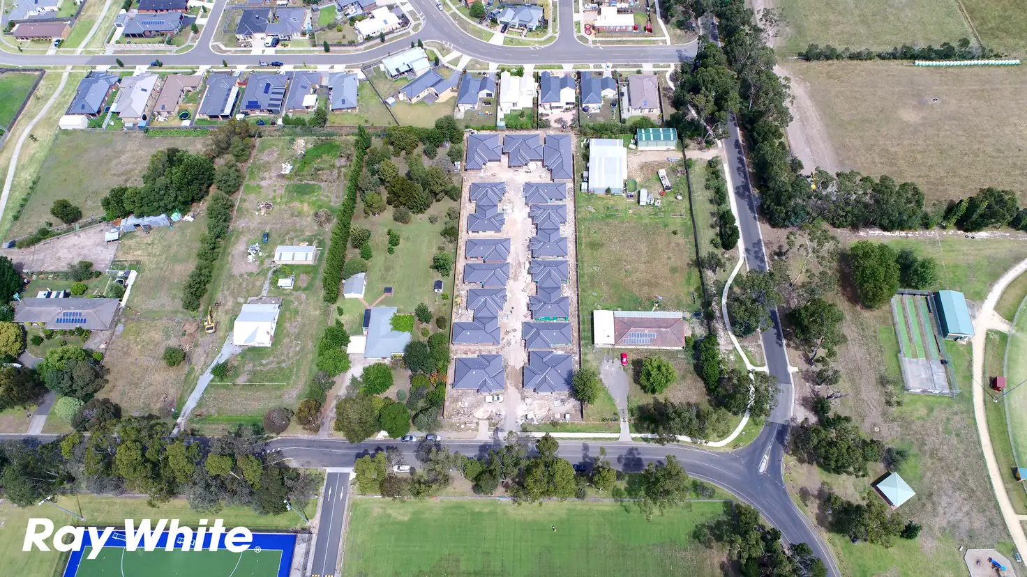 Main view of Homely unit listing, Unit 11/98 Lampard, Drouin VIC 3818