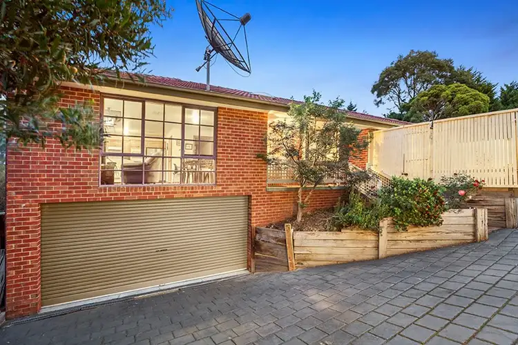 2/1 Powers Street, Donvale VIC 3111