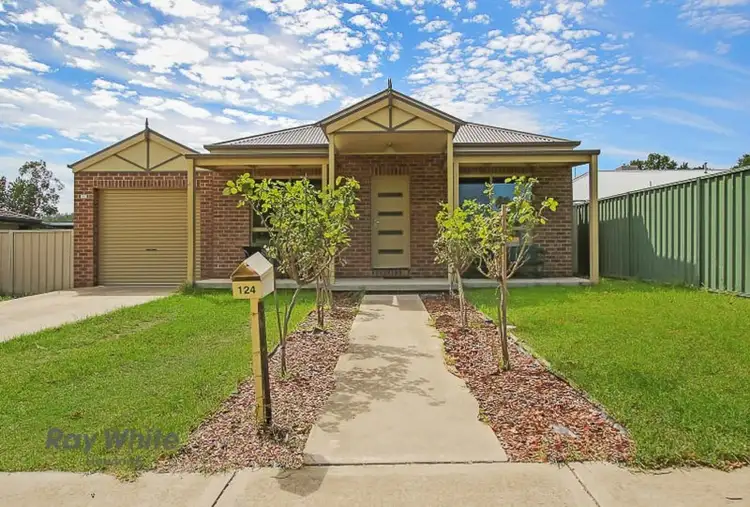 Main view of Homely house listing, 124 Sturt Street, Howlong NSW 2643