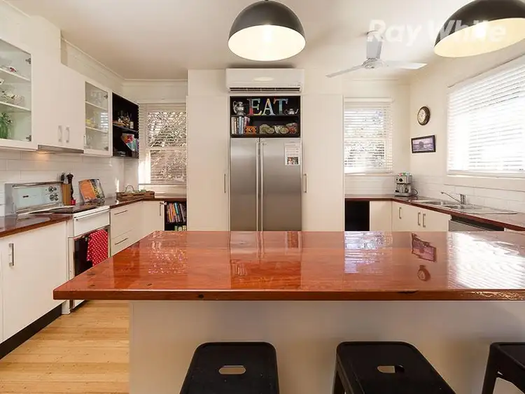 Fifth view of Homely house listing, 35 Queen Elizabeth Drive, Tallangatta VIC 3700