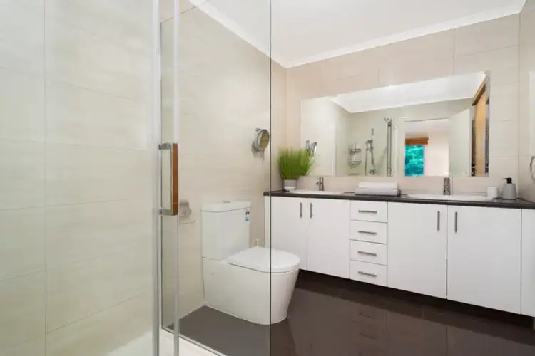Seventh view of Homely house listing, 5 Como Avenue, Surrey Hills VIC 3127