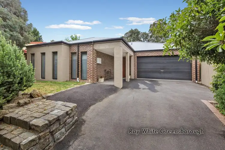 24 Nulgarrah Crescent, Greensborough VIC 3088