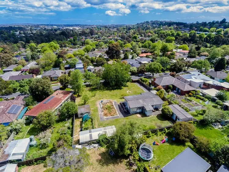 Sixth view of Homely house listing, 15 GLEN CAIRN Avenue, Ringwood VIC 3134