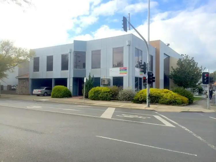 104 Paisley Street, Footscray VIC 3011